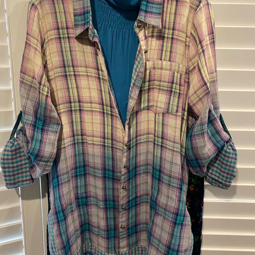 Beautiful Aratta blouse size Medium